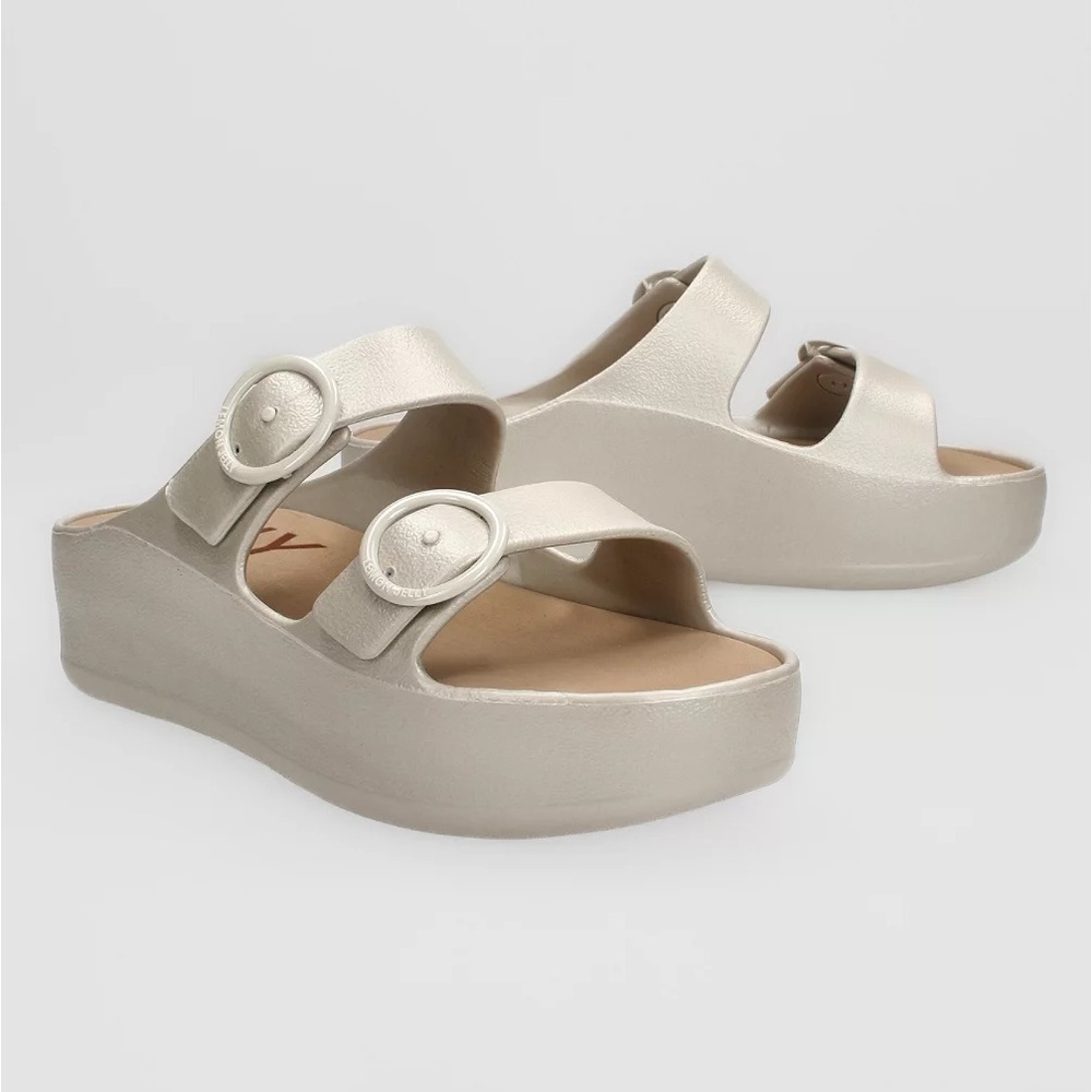 Lemon jelly sandals size 37. Barely worn. Metallic light gold.
